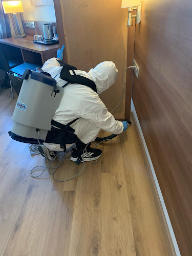 Negocio Cecsa Desinfecciones - Empresa De Control De Plagues Y Fumigaciones Barcelona